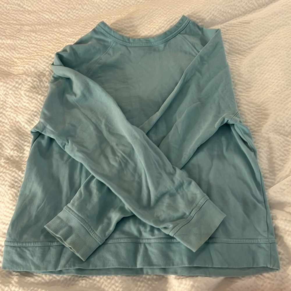 Universal Thread women’s sweatshirt